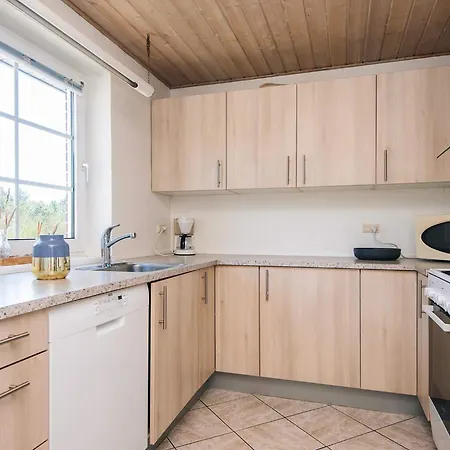 Luxury Retreat With Pool Feriehus Blåvand