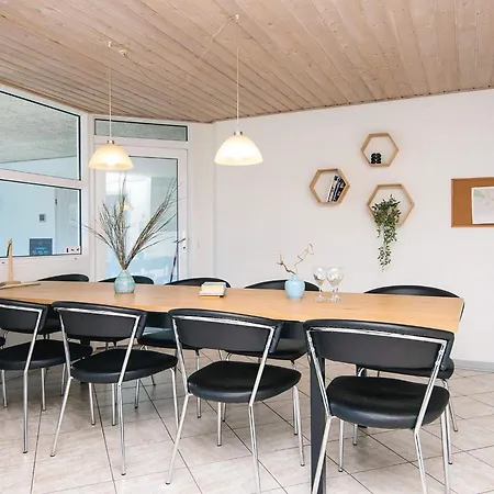 Luxury Retreat With Pool Blåvand
